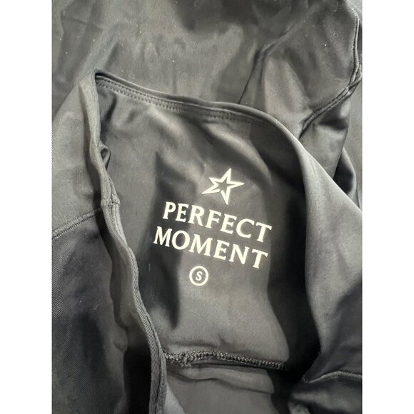 Perfect Moment Compression Legging in Black - Picture 4 of 4